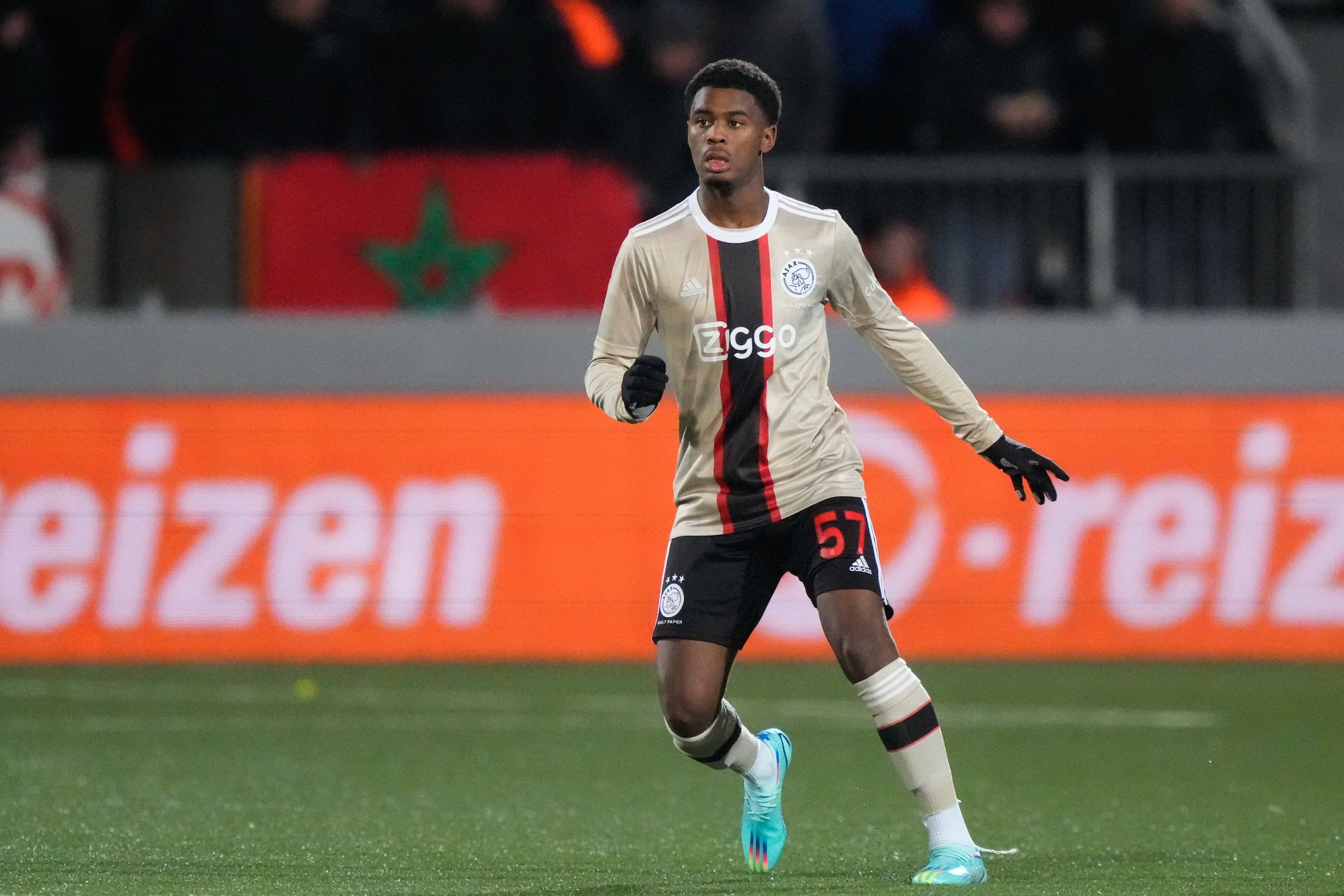 欧冠混战：阿贾克斯胜利搁浅