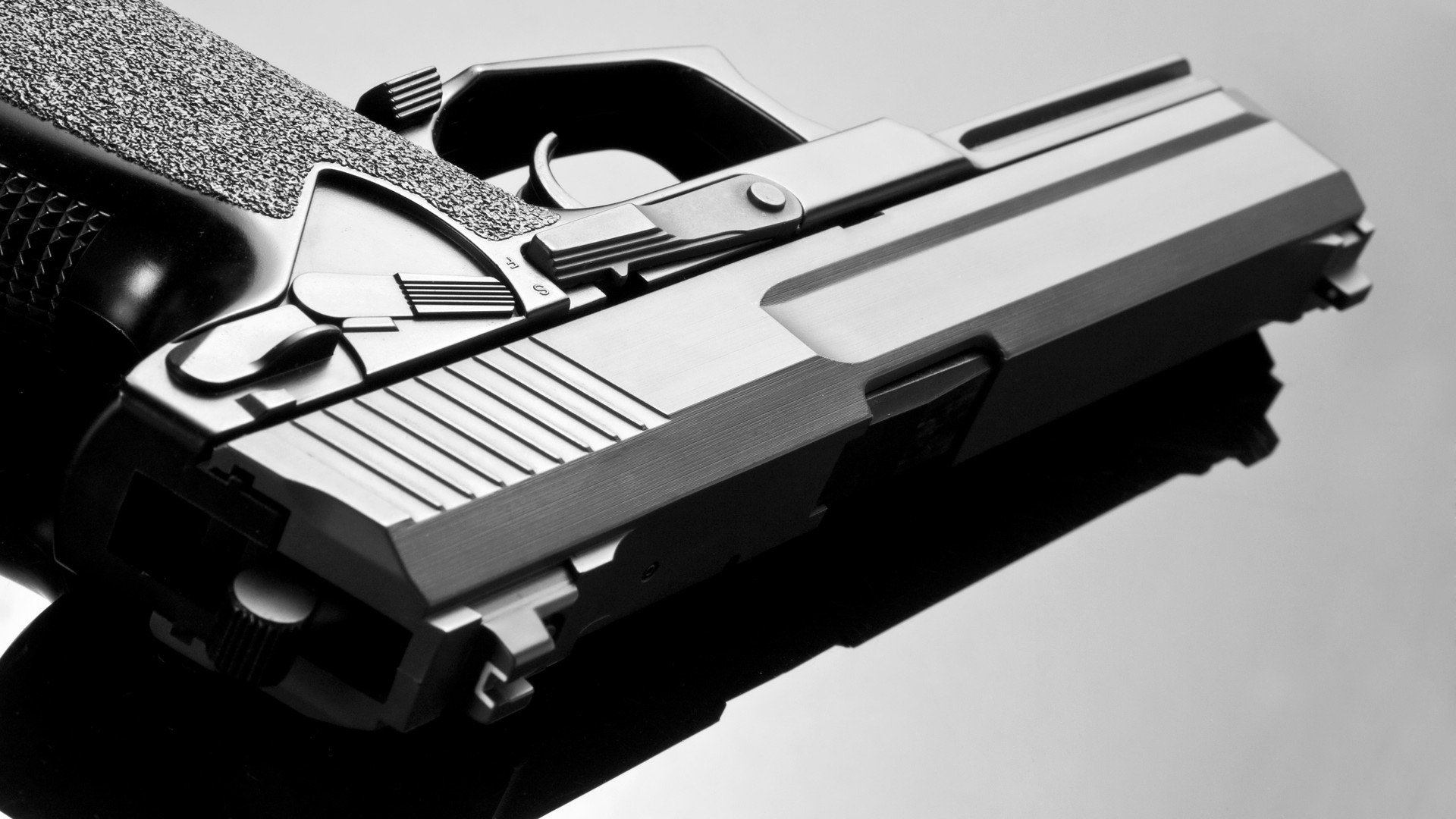 跨界争锋，巴萨战术革新启示F1，范戴克赛道掌控学点燃新赛季