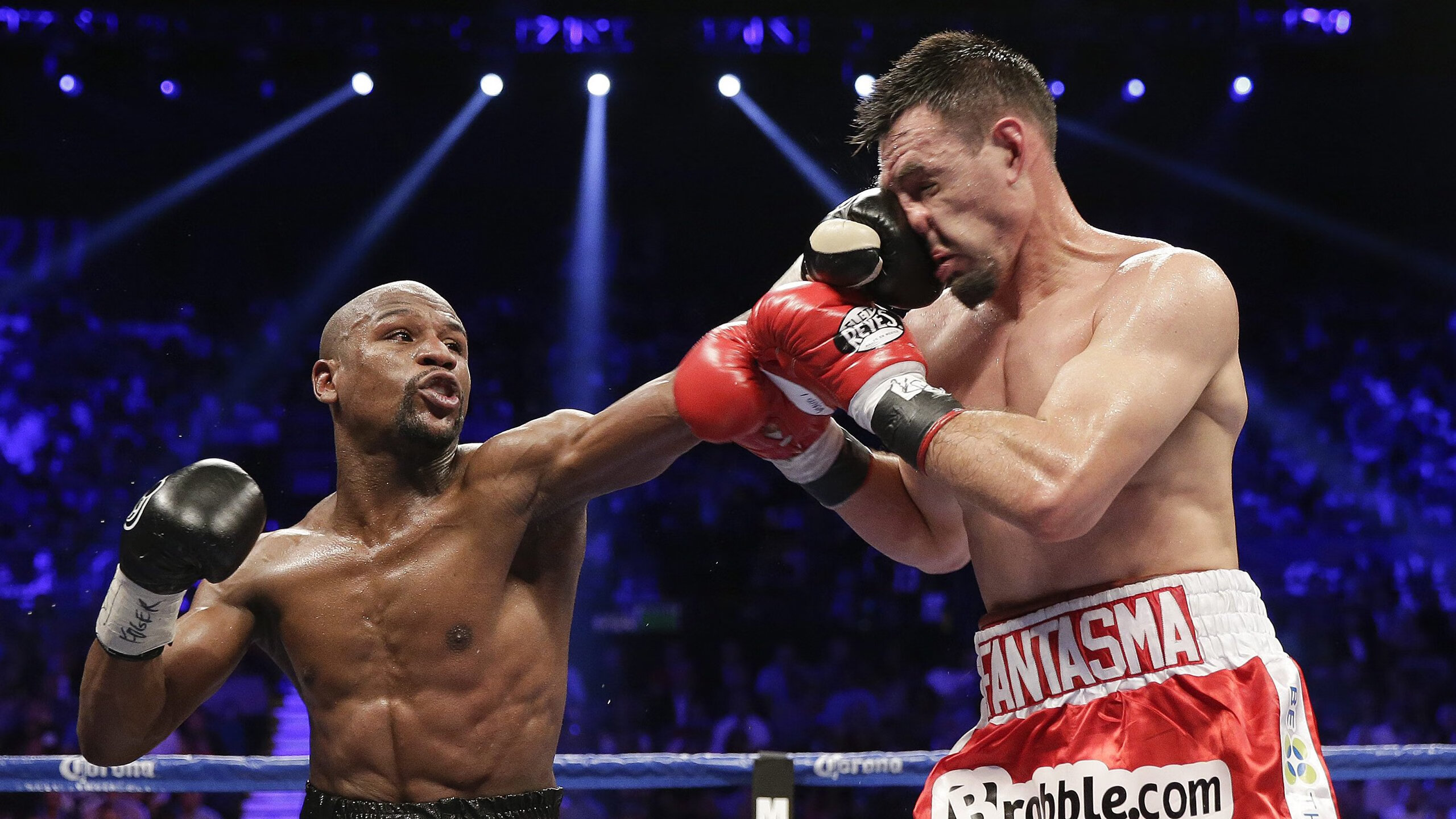 IM体育平台-绿茵场与硬木地板的交响，从拜仁淘汰赛到东决焦点战的竞技哲学